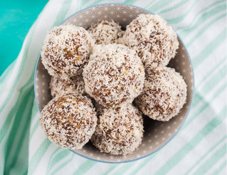 Energy Protein Balls with Coconut Flakes